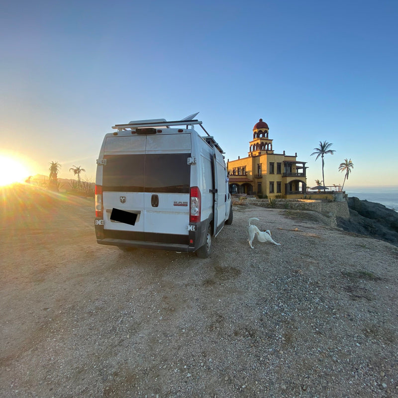 Lux Campervan | Starlink | Offgrid 2 Weeks | 4 Seasons | Huge Kitchen — photo 7