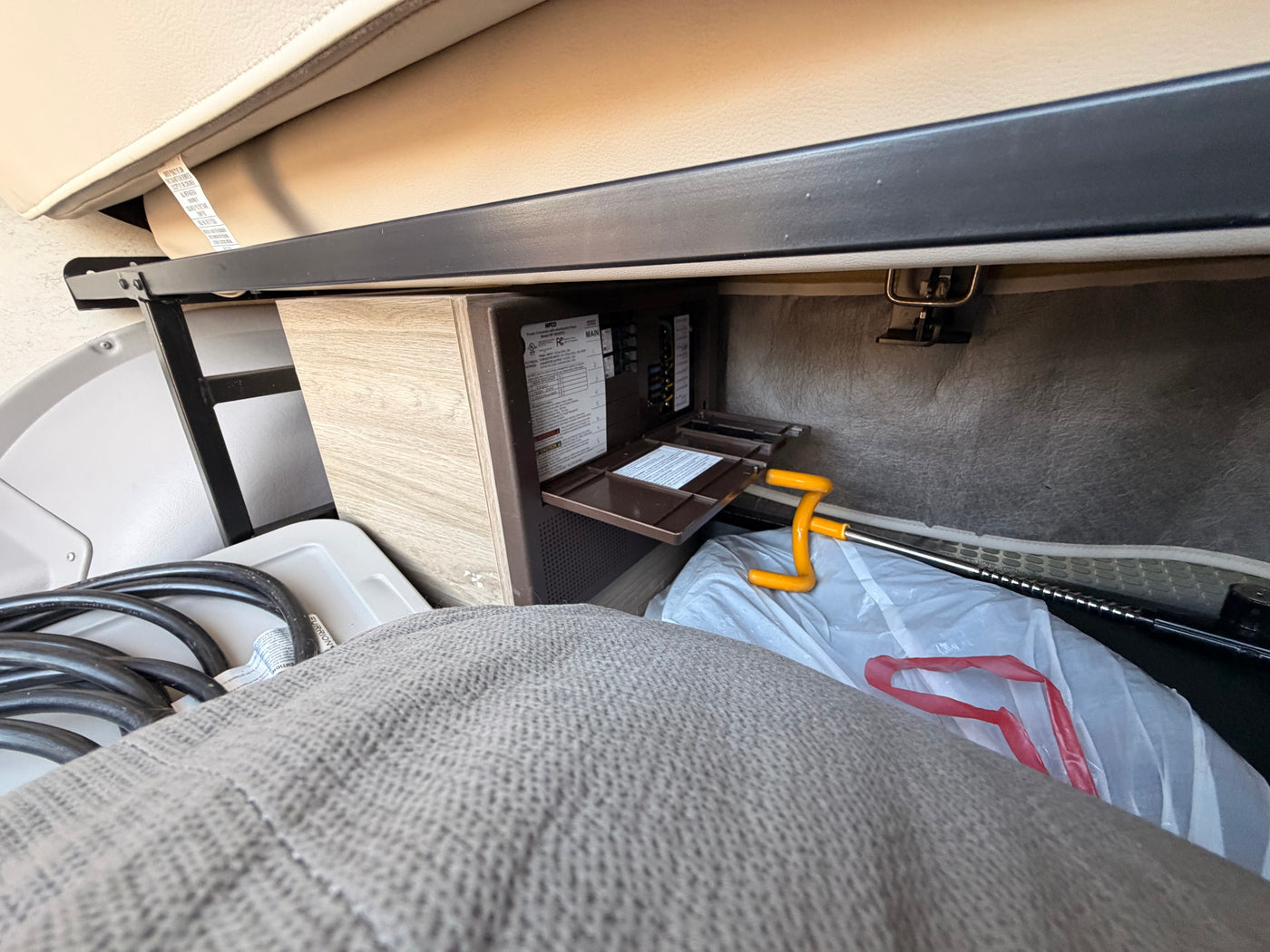 2021 Winnebago Solis 59P — photo 14