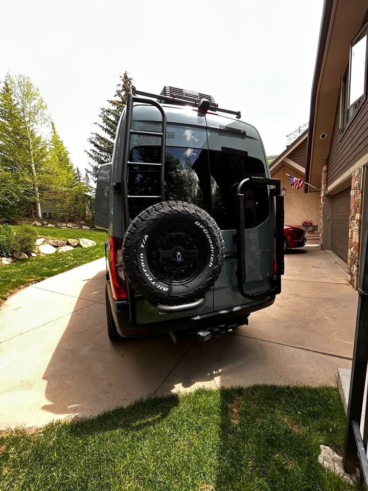 2023 Mercedes-Benz sprinter 4x4 2500 winnebago in Avon, CO (photo 4) — photo 4