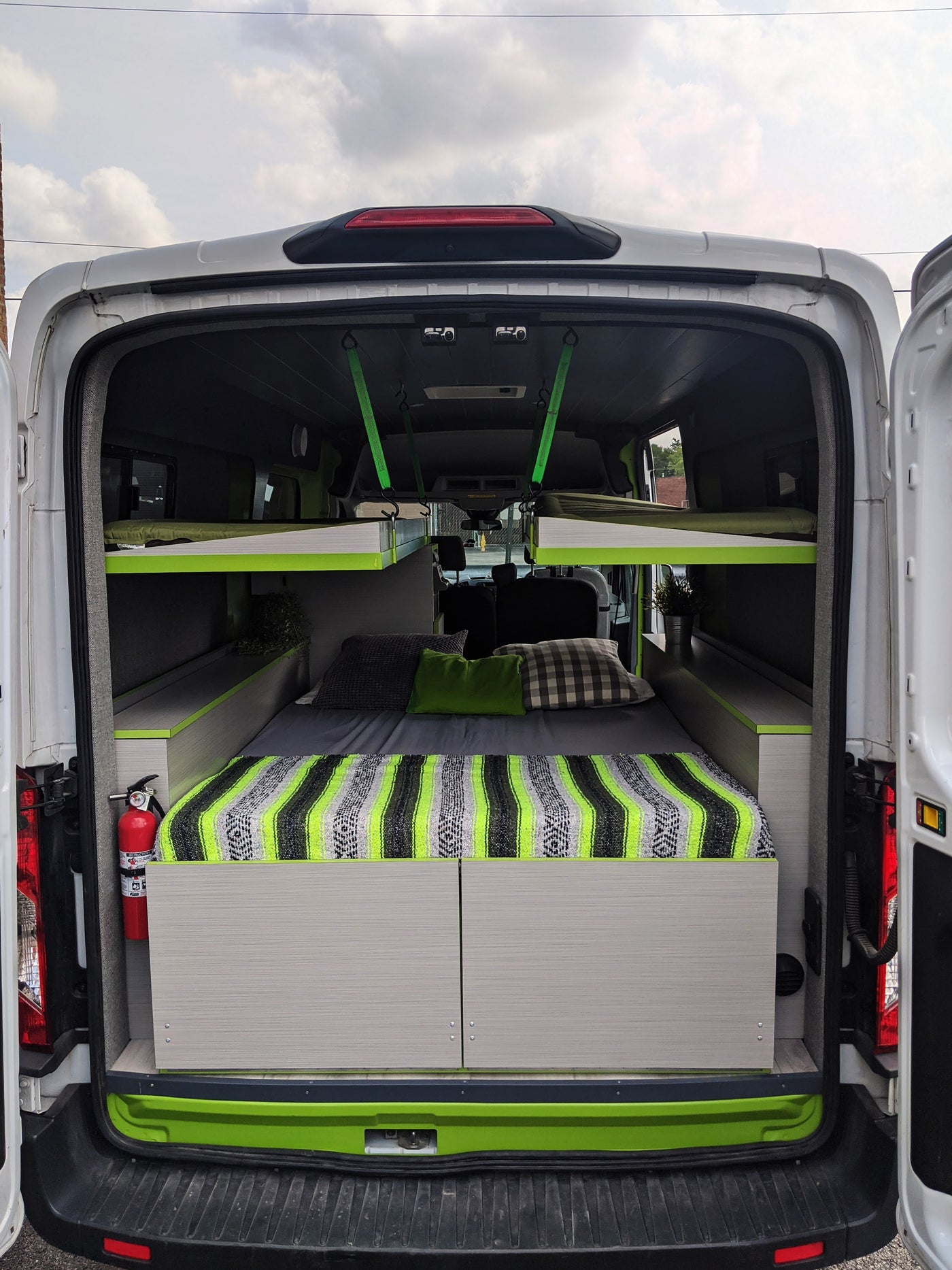 2018 Ford Transit Camper Van — photo 9