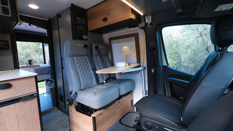 2026 AWD Winnebago Revel 44e "Glaicer" Unlimited Miles-Starlink