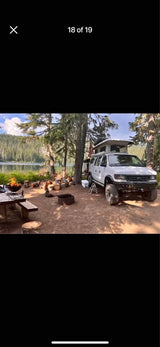 2003 Ford E250 in  (photo 1)