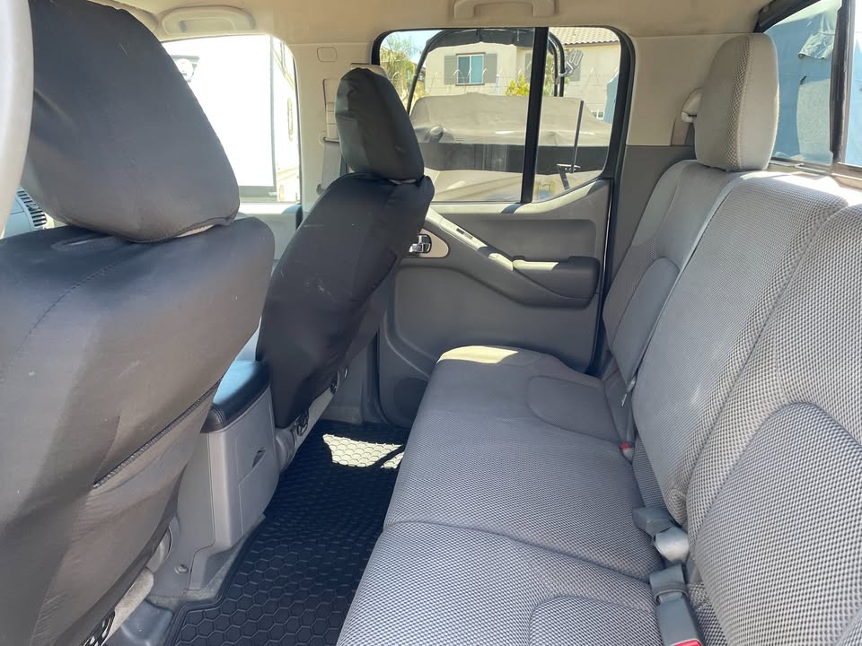 2014 Nissan Frontier SV Crew Cab 4WD in Santee, CA (photo 4) — photo 4