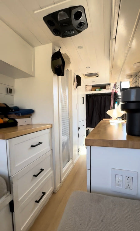 Custom Build Luxury Off-Grid Apartment on Wheels (Dog Friendly)