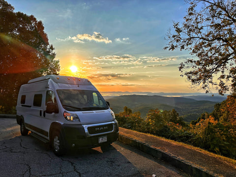 Let your adventure begin... / Solis 59XP Sleeps 4 overland rental