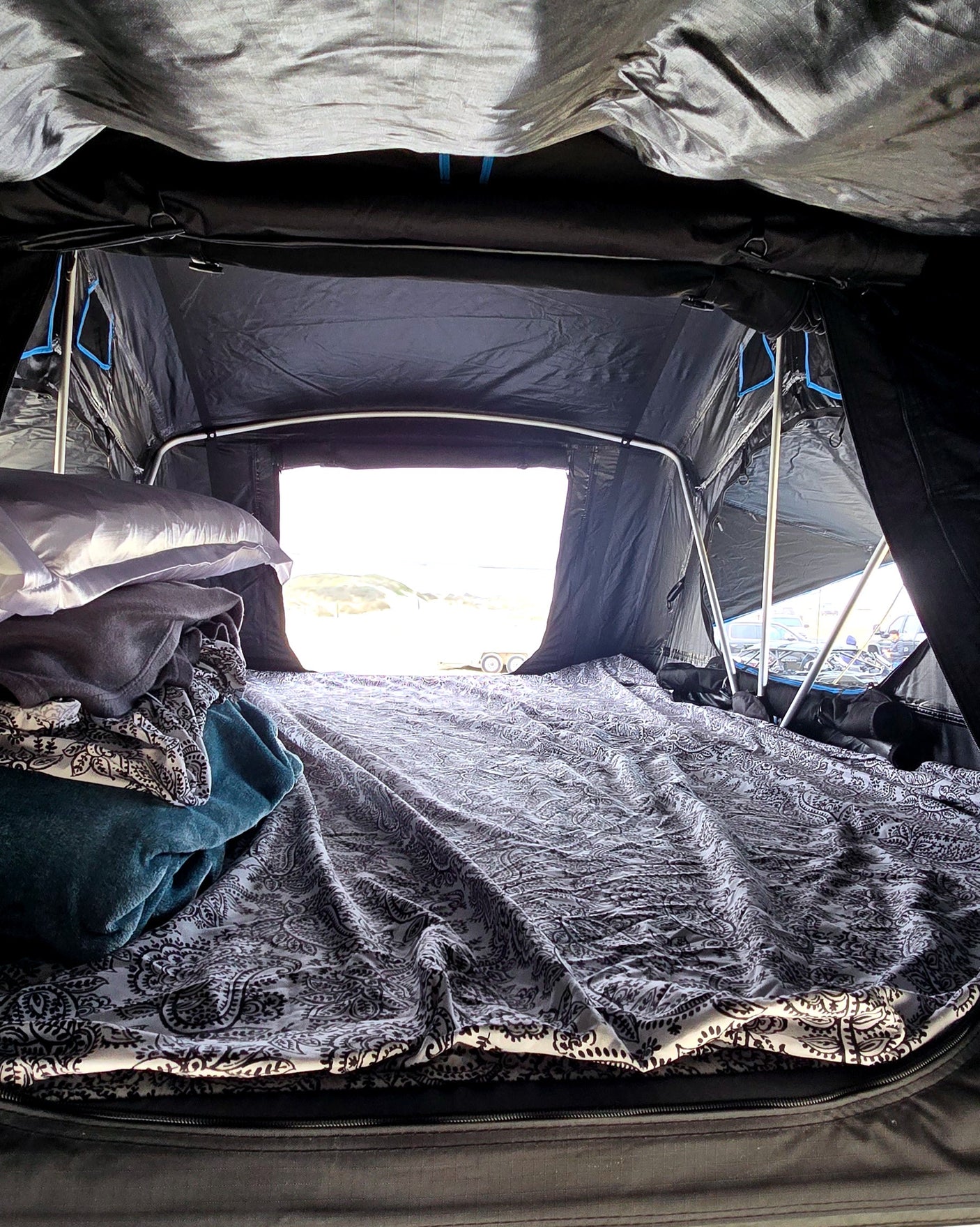 Universal Rooftop Tent Rental fits Most SUVs, Trucks & Vans
