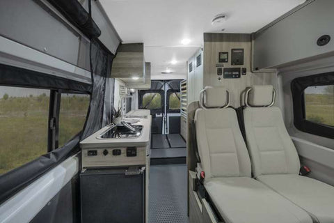 2023 Winnebago Solis PX — photo 3