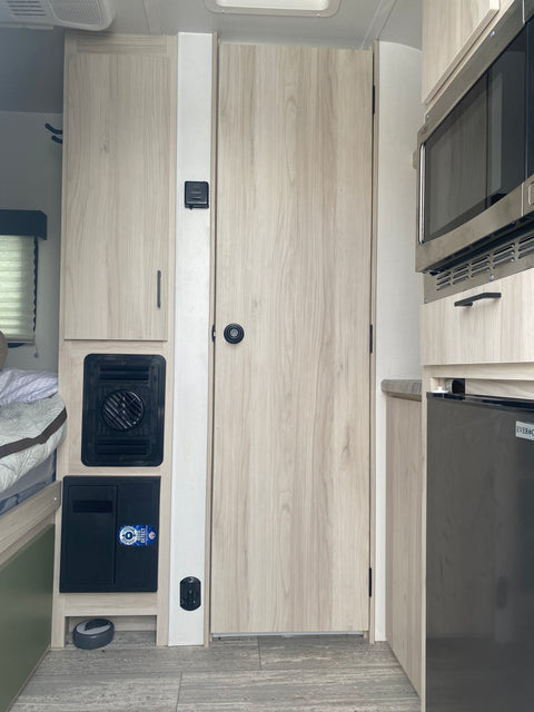 2023 Winnebago Hike 101 — photo 4