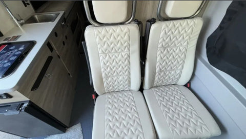 Genius Design, User Friendly, FullyStocked! AdaptiveCruise, Solar, Sleeps 4 — photo 4