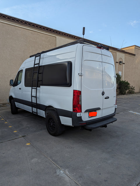 4x4 Sprinter Ultimate Adventure Van! — photo 3