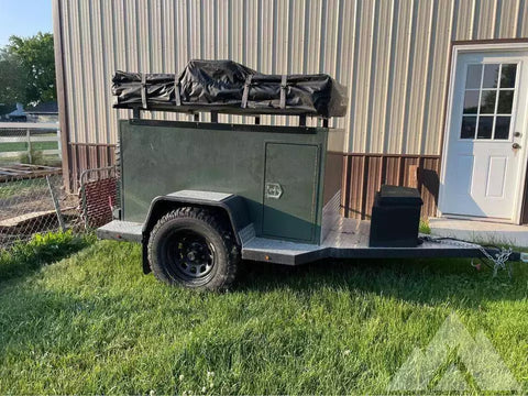 Off road overlanding camp trailer
