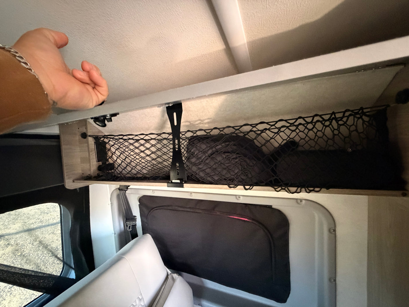 2021 Winnebago Solis 59P — photo 9