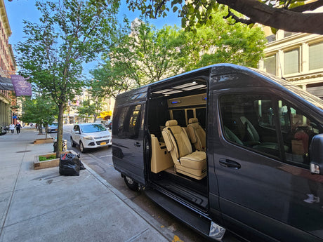 (Luna) MAD-Daycrusier Luxury 8 Passengers