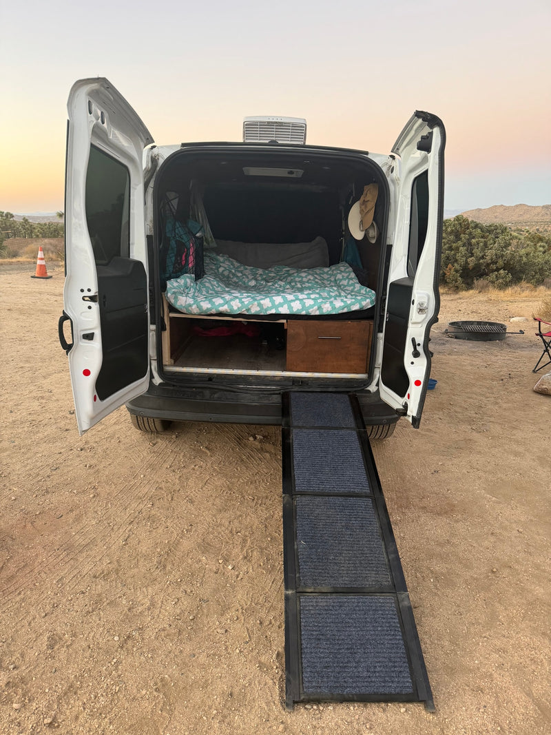  resembling an RV rental — photo 4