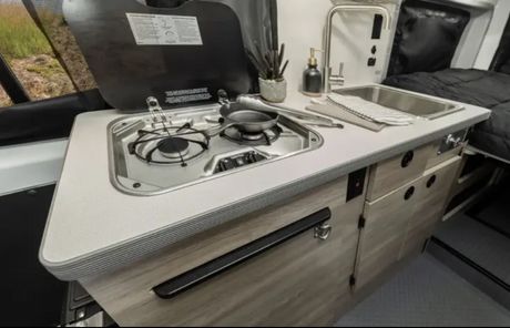 2021 Winnebago Solis 59PX