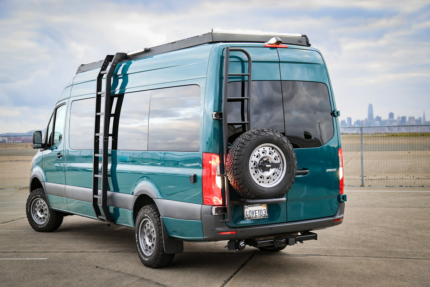 2023 Mercedes-Benz Sprinter (Green)