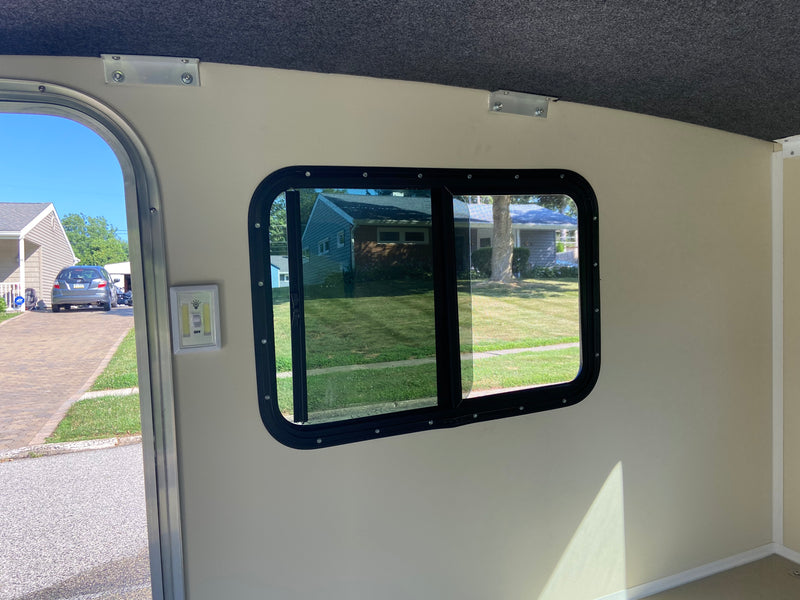 2021 Runaway Campers Rangerunner - Pets Welcome! — photo 12