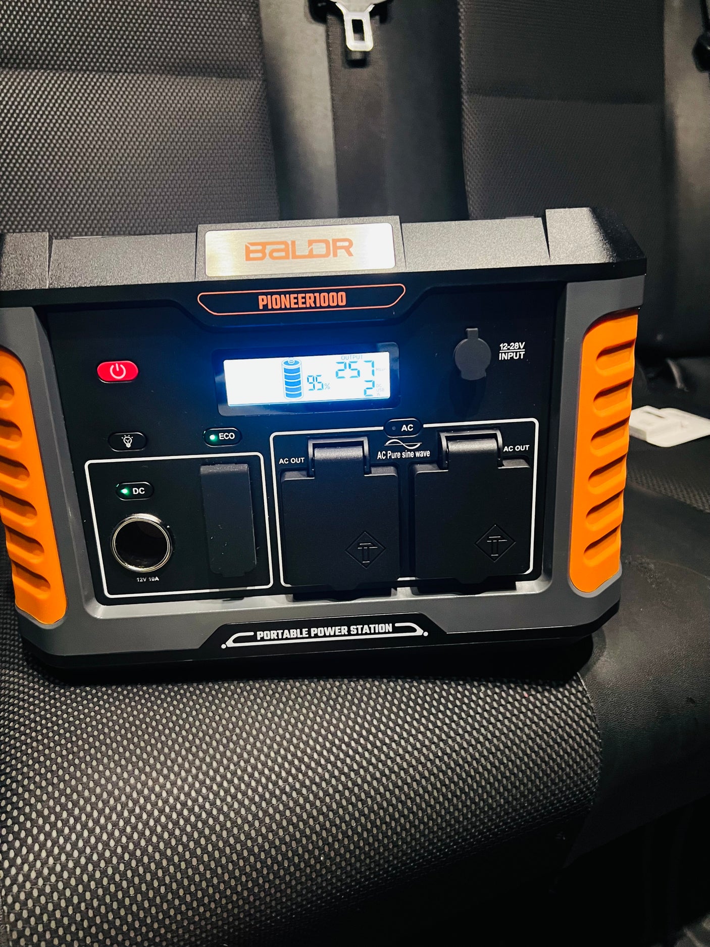 Baldr Pioneer 1000 portable power station, ideal for an RV rental or camping, showing 95% battery and 257W output.