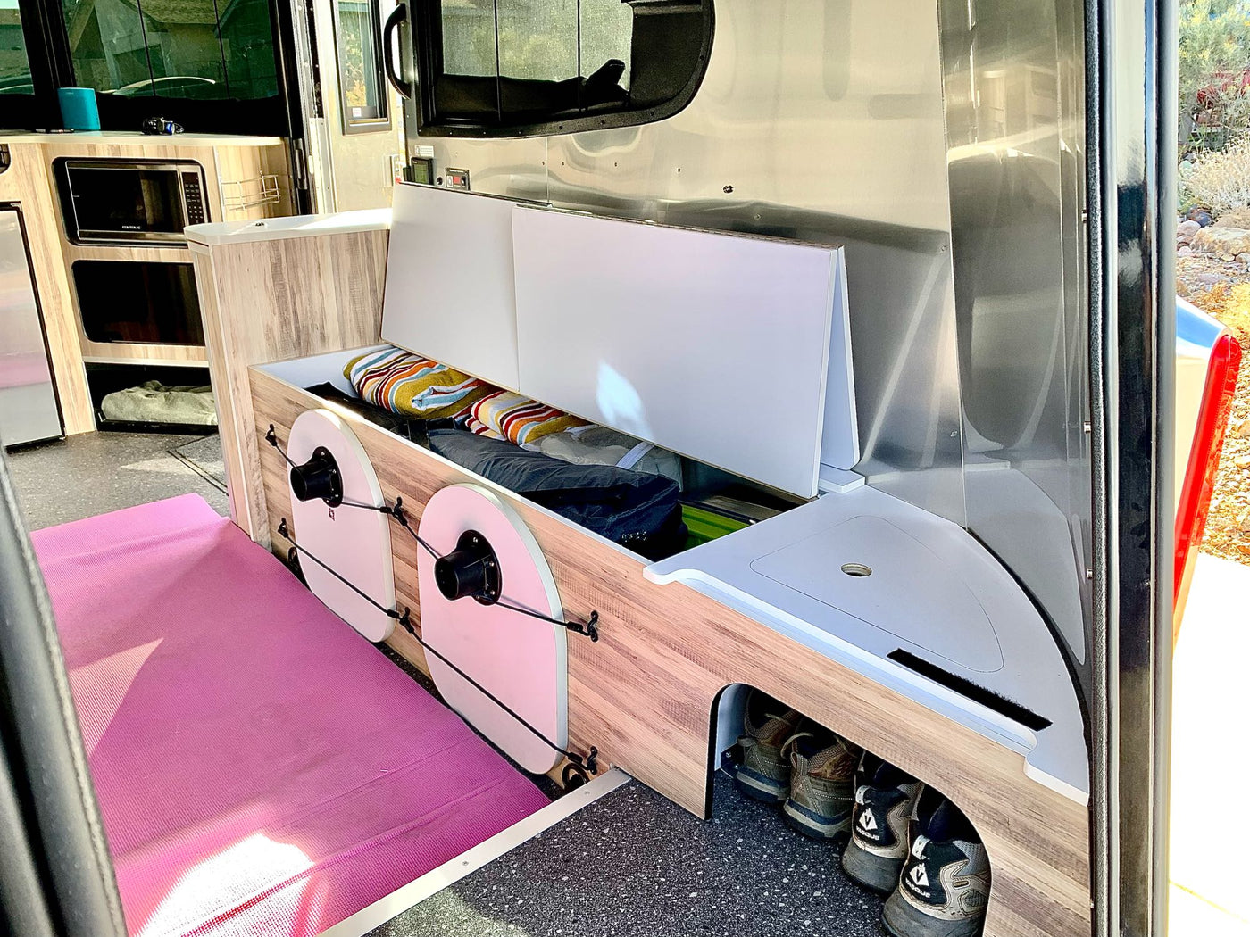Wanderlust Adventurer — Airstream Basecamp 16X — photo 9