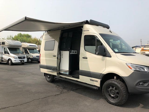 2021 Winnebago Revel overland rental