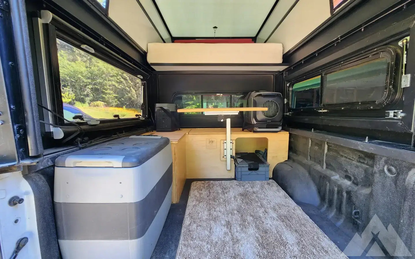 ORU BRUIN PRO TOPPER CAMPER — used for sale in Sequim, WA (photo 4) — photo 4
