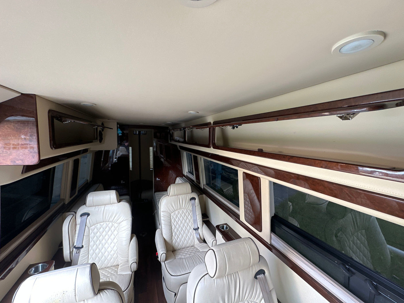 Midwest Auto Designs Touring Coach with Heated and Massage Seats
