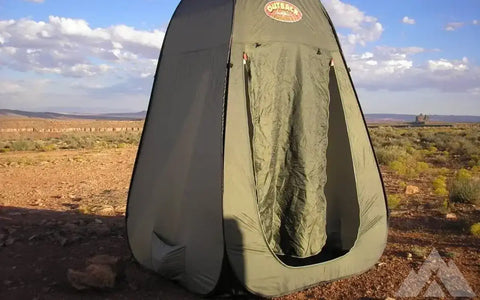 OUTBACK PORTA-PRIVY