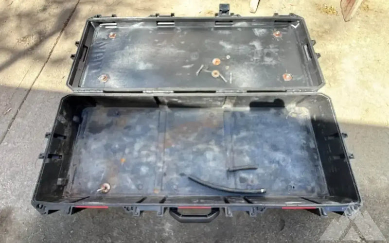 Overland Roof Box Vault by Pelican with Maxtraxx — used cases & cargo boxes for sale (photo 2) — photo 2