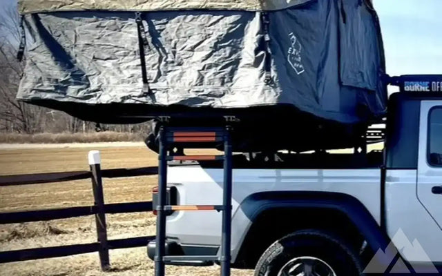 Overland Vehicle Systems Nomadic 4 Extended Tent — photo 2