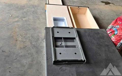 Overlanding Kitchen & Drawer System