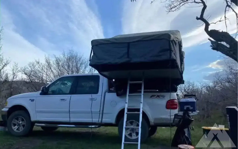 Overlanding Off-Road Roof Top Tent - 4 Person — used rooftop tents for sale (photo 2) — photo 2