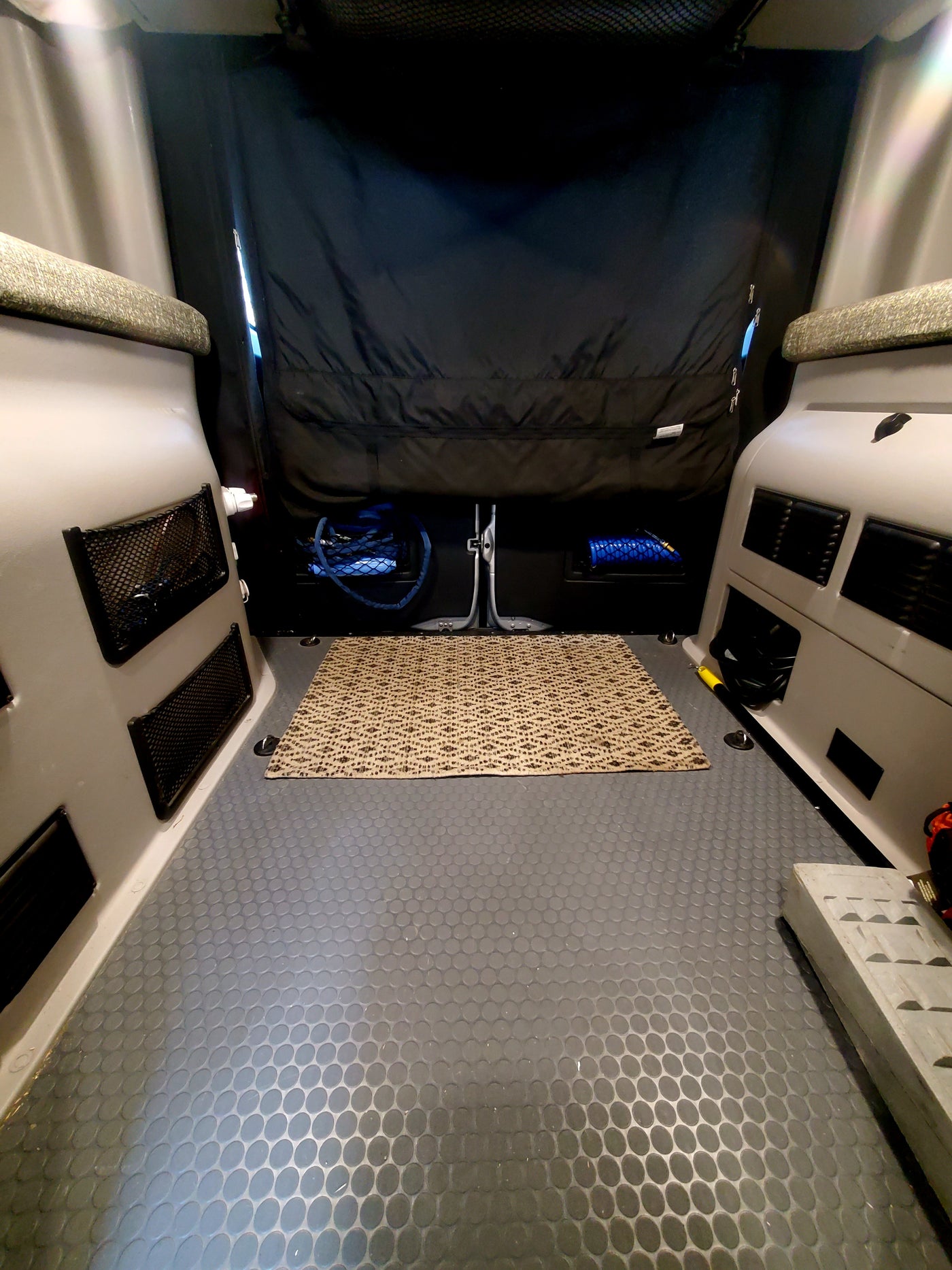2020 Winnebago Revel on Mercedes-benz Sprinter chassis 4X4. — photo 12