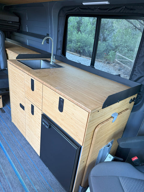 Vortex Family Camper Van — photo 4