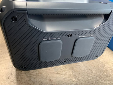 Like New Bluetti B300K Expansion Battery in Junction City, OR (photo 2)