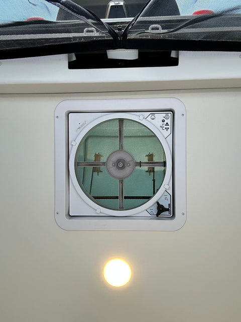 New 2023 "Wanda the Winnebago" Solis - Perfect Getaway for the Weekend! — photo 4