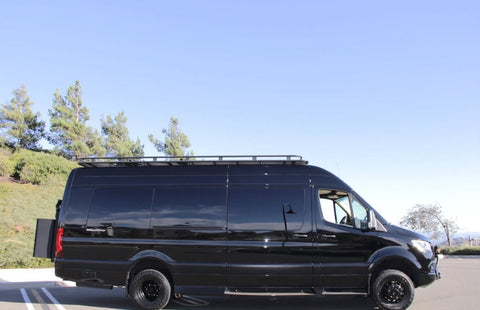 Ultimate Presidential Luxury Van — photo 3