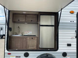 Adventure Ready 2022 Sunset Park SunRay 139 RV Camper