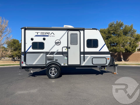 2021 Apex Tera Nano 15T Ultra Lite Travel Trailer — photo 2