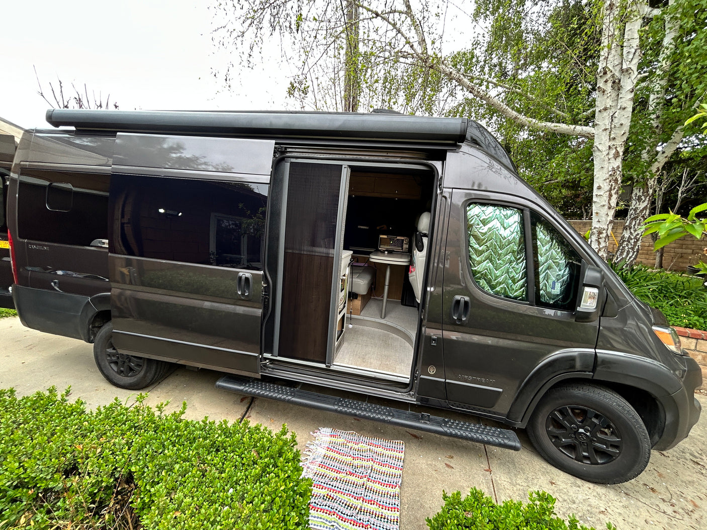Luxury 2024 Airstream Rangeline  “Lama Lo” – Pop-Top Class B Van
