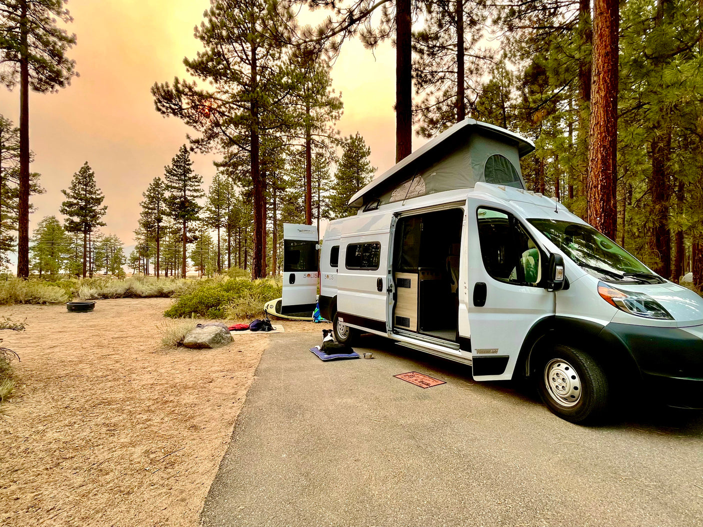 Adventure Van w/ Shower, Kitchen & Solar | Explore Mountains, Lakes & Beach