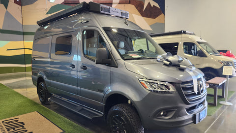 2025 AWD Winnebago Revel 44E "Elroy" Unlimited Miles Montana +  Starlink — photo 4