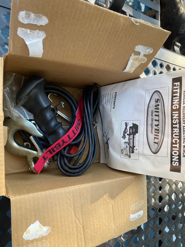 Bumper winch Smittybilt - New in Colorado Springs, CO (photo 3) — photo 3