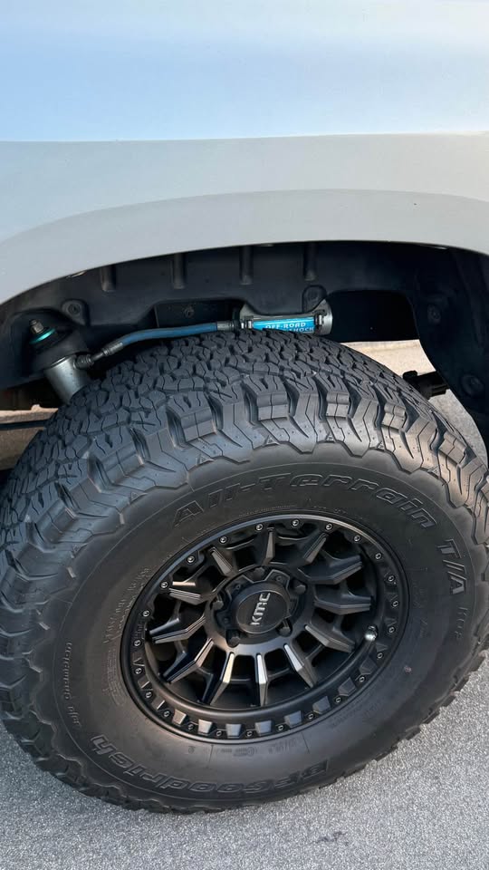 2015 Tundra Sr5 4.6 in San Diego, CA (photo 9) — photo 9