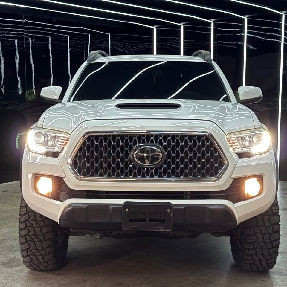 2019 Toyota Tacoma Double Cab · TRD Off-Road Pickup 4D 5 ft in Phoenix, AZ (photo 3)