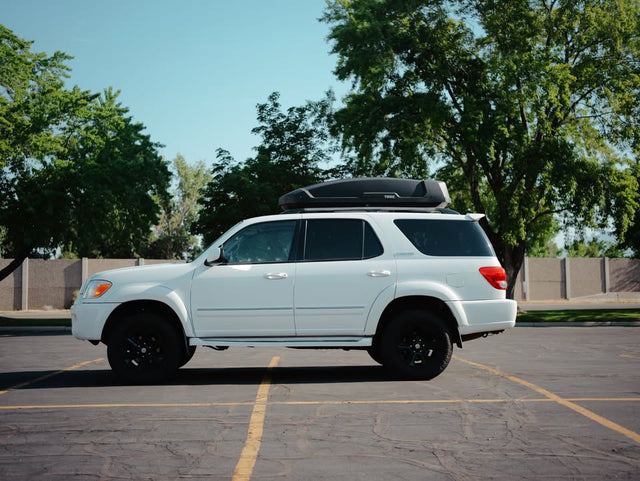 2006 Toyota Sequoia — photo 2