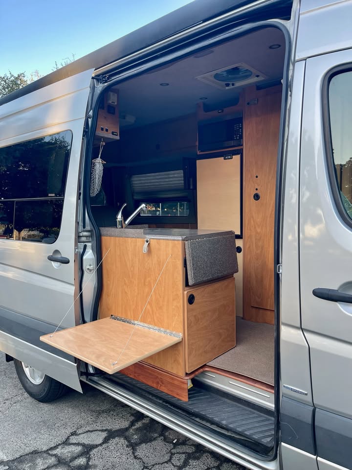 2014 Mercedes-Benz sprinter 144 2500 in Clovis, CA (photo 2) — photo 2