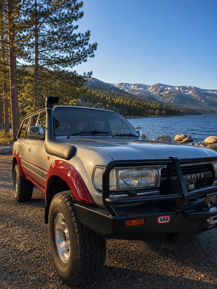 1990 Toyota Landcruiser · Heritage Edition Sport Utility 4D in San Francisco, CA (photo 5)