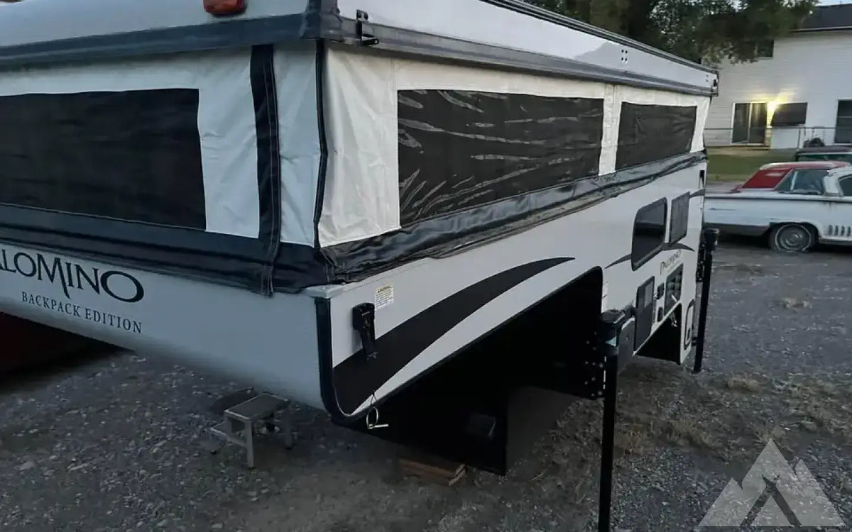 Palomino Backpack camper ss-1251 — used for sale in Logan, UT (photo 3) — photo 3