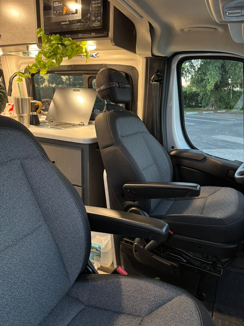 Luxury Class B Camper Van – Modern, Fully Loaded — photo 5