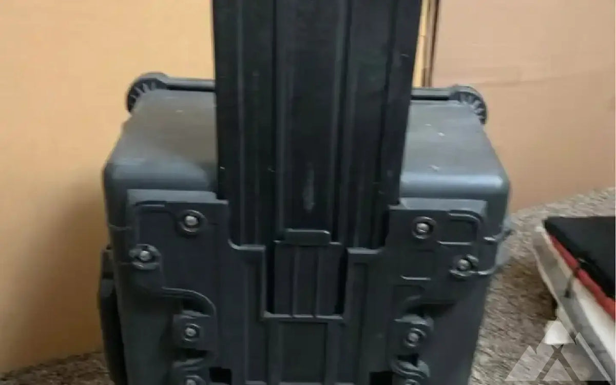 Pelican 1610 waterproof and dustproof — used cases & cargo boxes for sale (photo 4) — photo 4